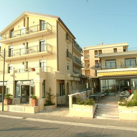 Hotel Bridge Bellaria – Igea Marina Kültér fotó
