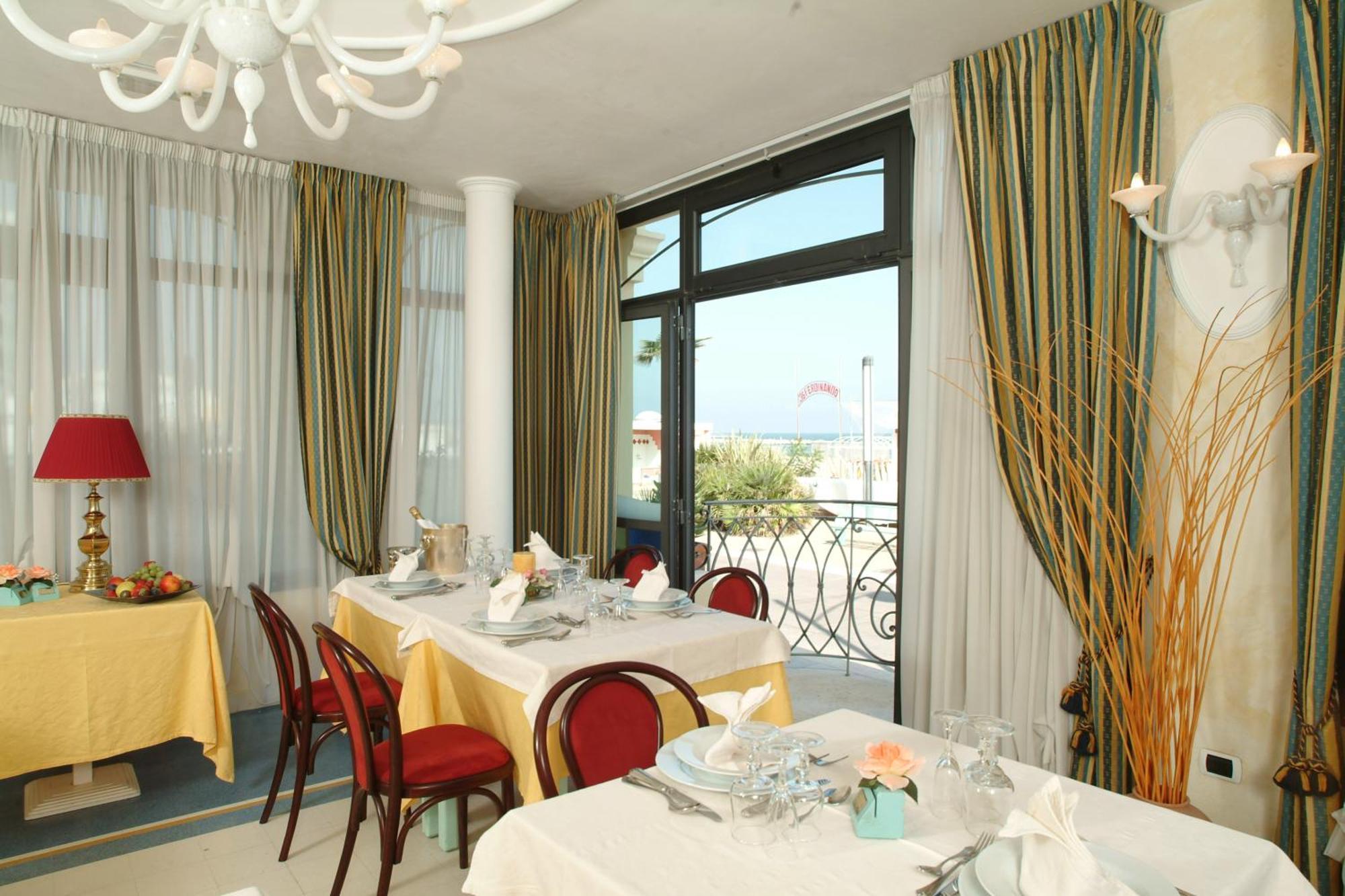 Hotel Bridge Bellaria – Igea Marina Kültér fotó