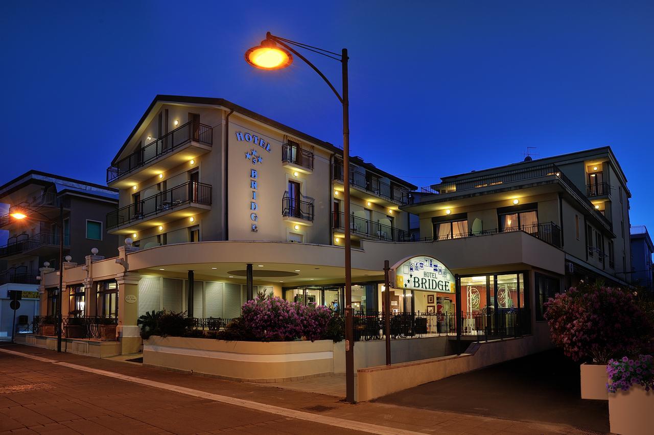Hotel Bridge Bellaria – Igea Marina Kültér fotó