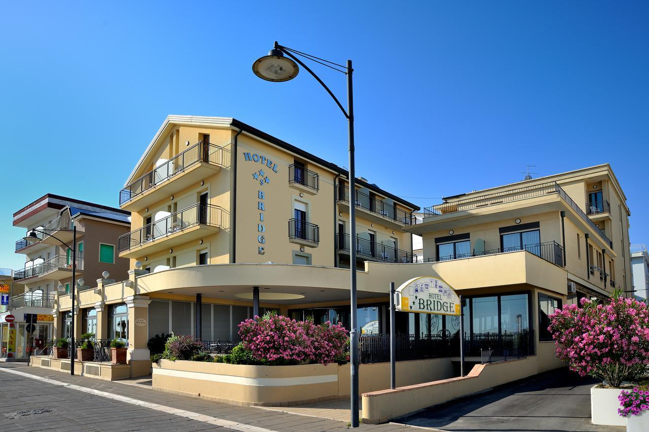 Hotel Bridge Bellaria – Igea Marina Kültér fotó