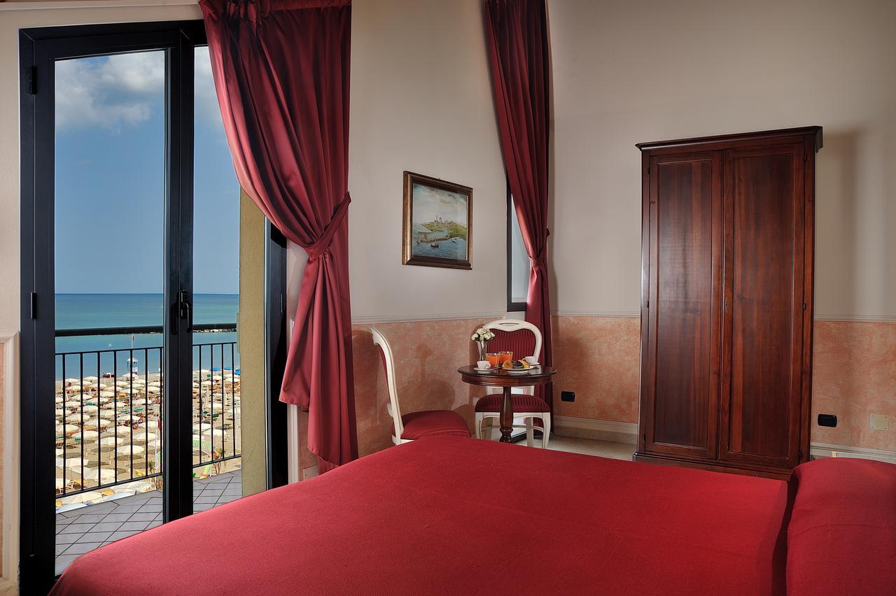 Hotel Bridge Bellaria – Igea Marina Kültér fotó